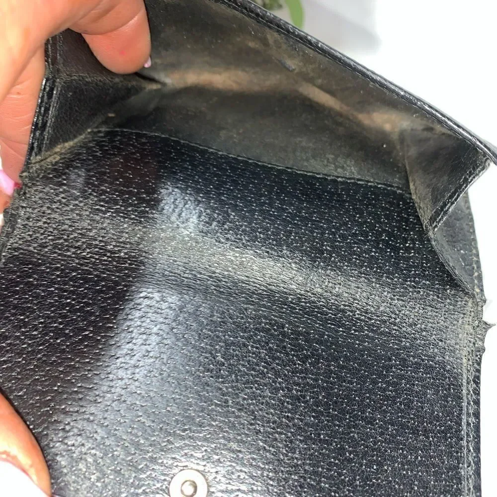 Authentic GUCCI Leather Compact Wallet - Picture 6 of 13